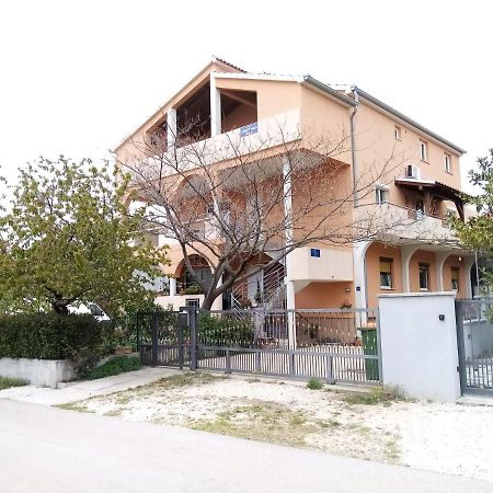 Apartments Vanja Skara Biograd 比奥格勒·纳·莫鲁 外观 照片