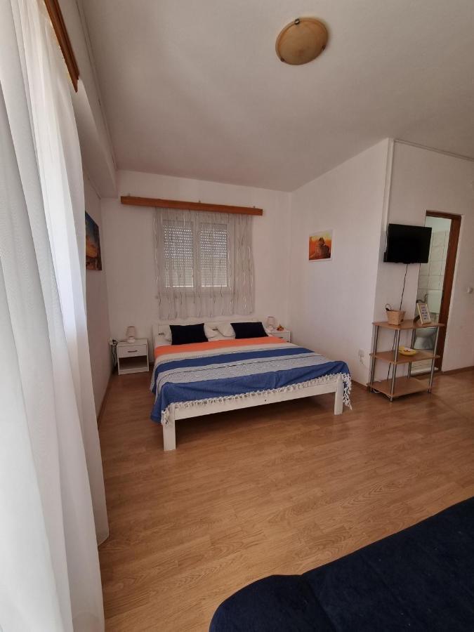 Apartments Vanja Skara Biograd 比奥格勒·纳·莫鲁 外观 照片